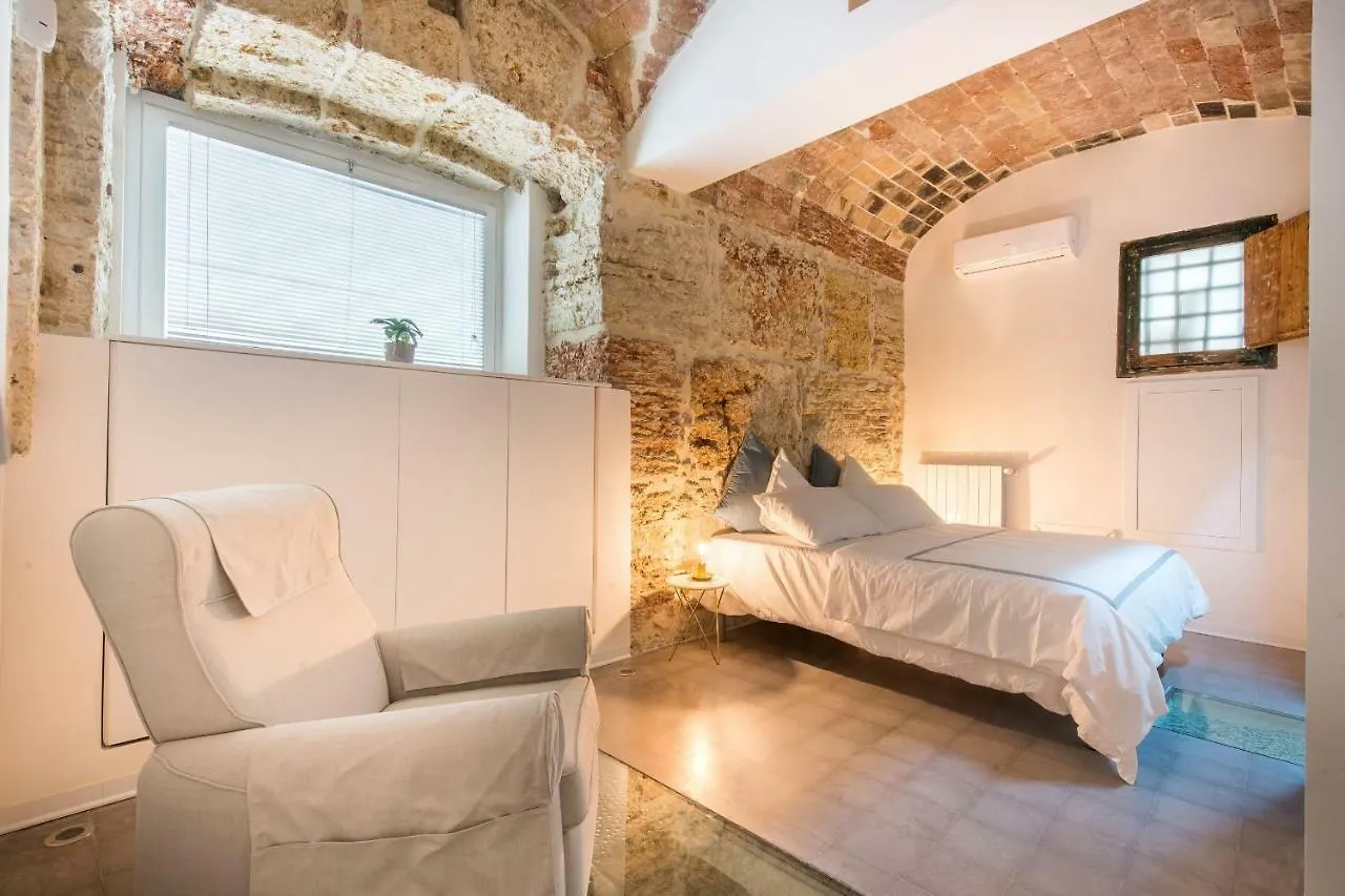 Stylish Home In Front Of Casa Professa Palermo Apartment