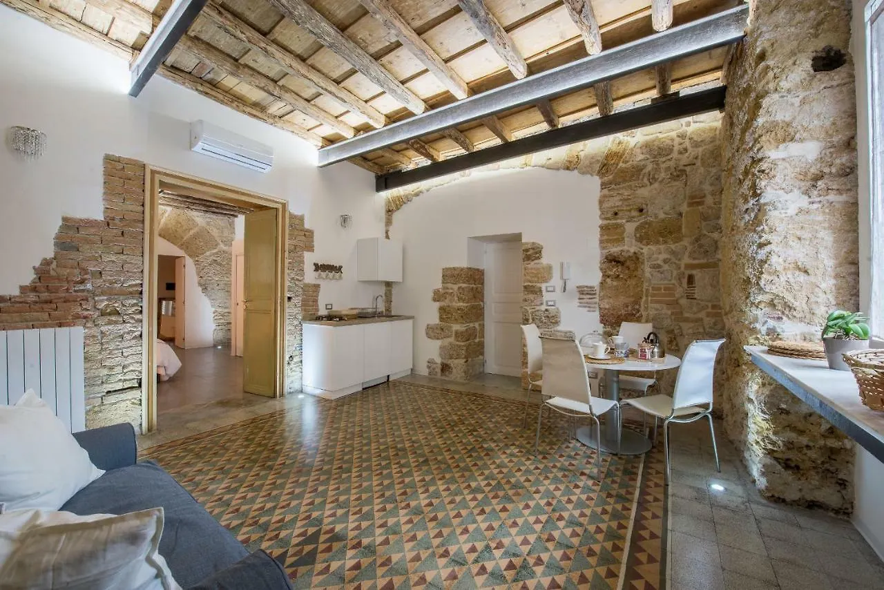 Stylish Home In Front Of Casa Professa location